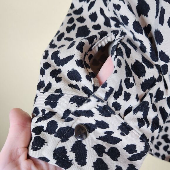 Susan Graver Animal print snap front Tie‎ front lined soft work blouse Size 1X - Picture 10 of 13